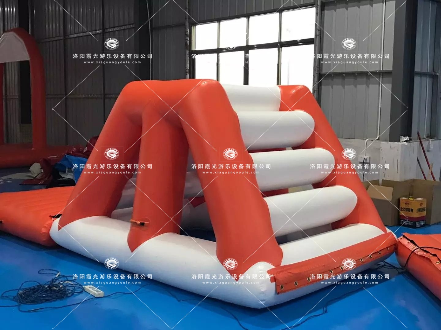 柳江水上闯关设施
